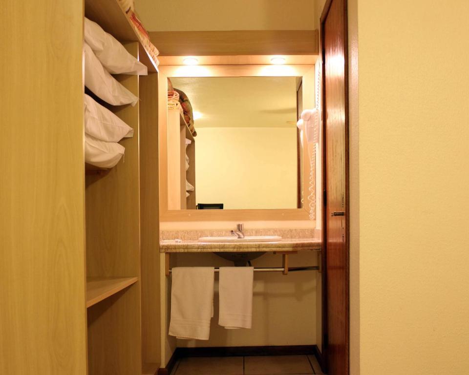 Hotel Antonio'S Санта-Крус-ду-Сул Номер фото
